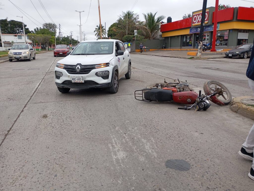Fallas en Tránsito y desorden vial disparan accidentes de motociclistas en Pánuco.